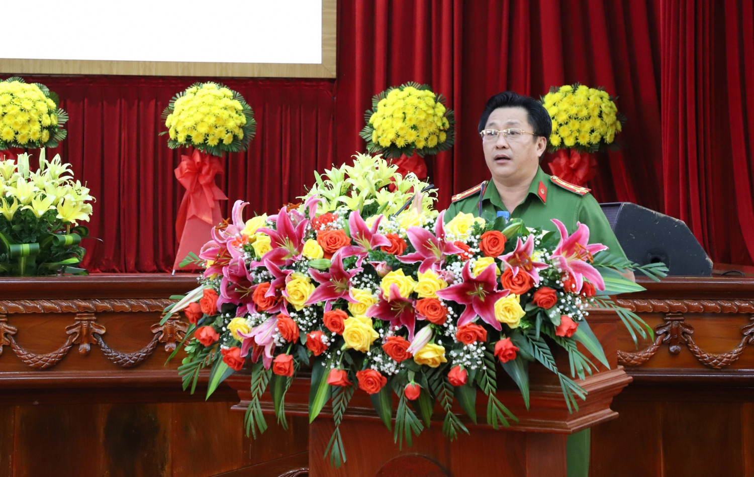 Đồng chí Đại tá Lâm Phước Nguyên, Phó Giám đốc, Thủ trưởng Cơ quan Cảnh sát điều tra Công an tỉnh phát biểu chỉ đạo Hội nghị