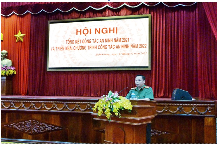 Đồng chí Đại tá Nguyễn Văn Thắng - Ủy viên Ban Thường vụ Đảng ủy, Phó Giám đốc Công an tỉnh phát biểu chỉ đạo Hội nghị