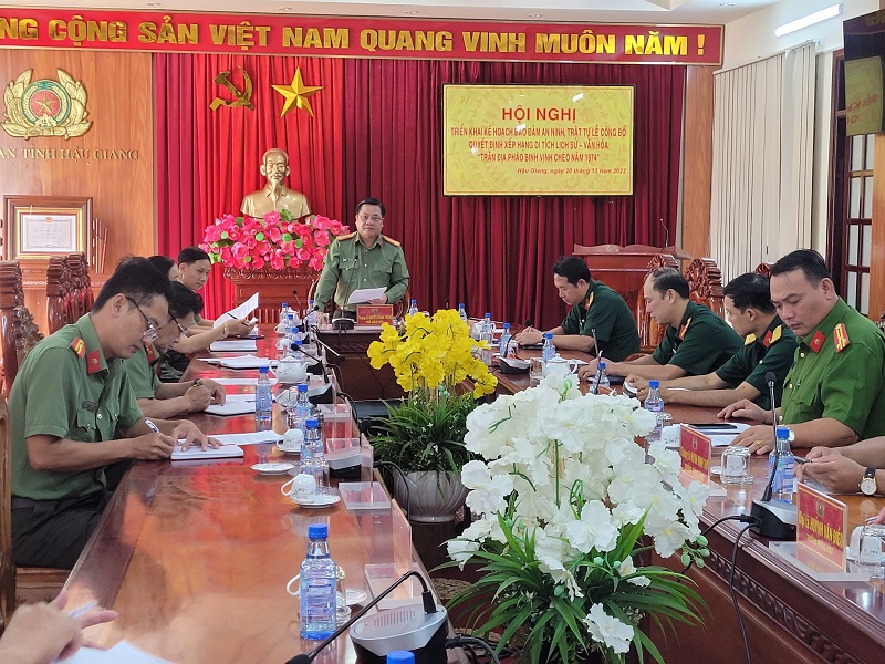Đồng chí Thượng tá Nguyễn Thanh Tràng, Phó Giám đốc Công an tỉnh phát biểu chỉ đạo
