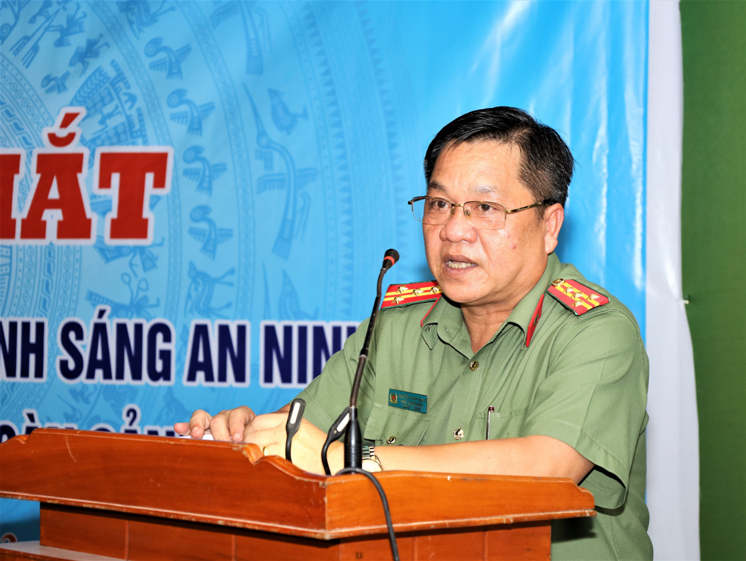 Đại tá Nguyễn Thanh Tràng, Phó Giám đốc Công an tỉnh phát biểu chỉ đạo tại buổi ra mắt mô hình